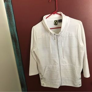Spartelle White Quarter Sleeve Jacket
